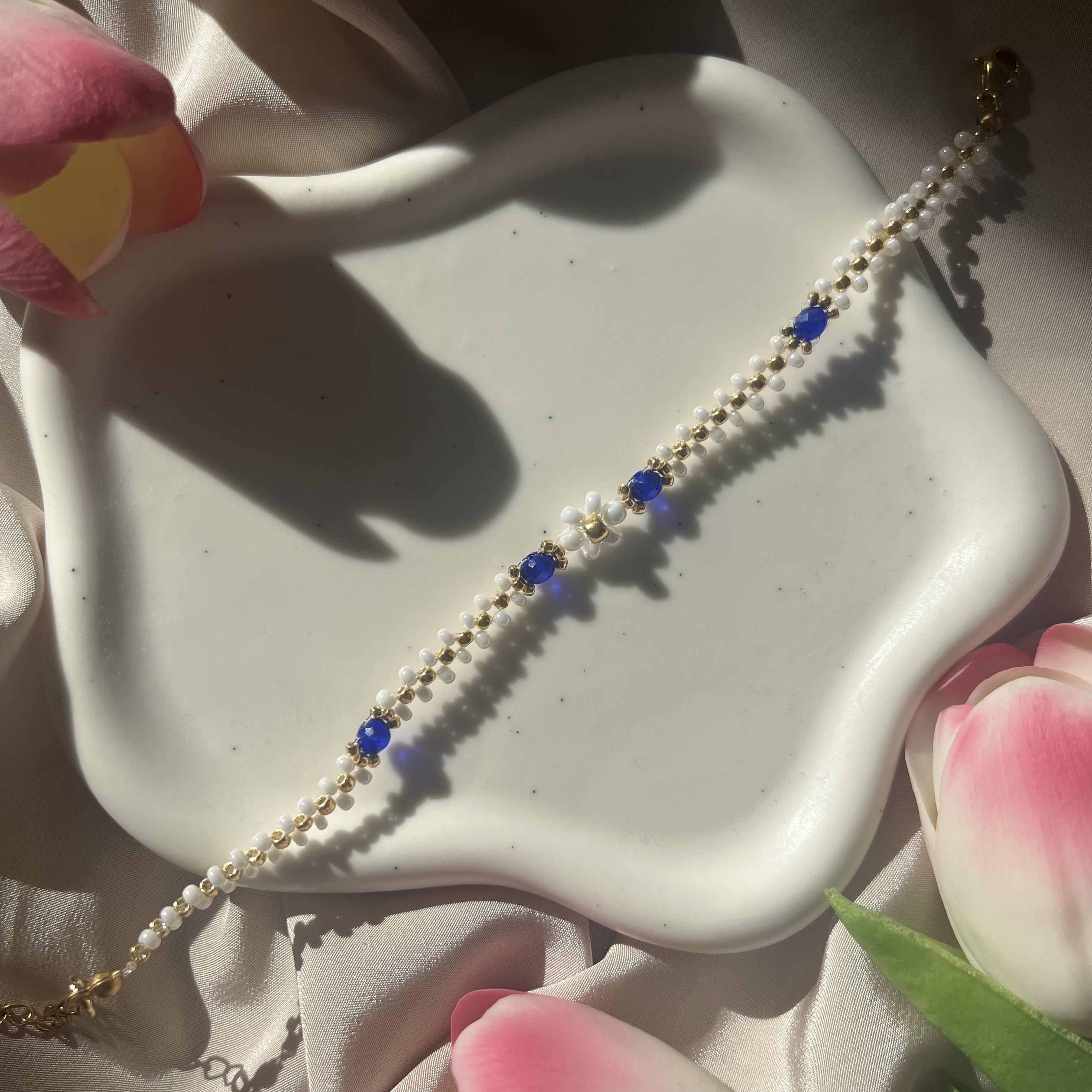Simple Flower (dark blue)